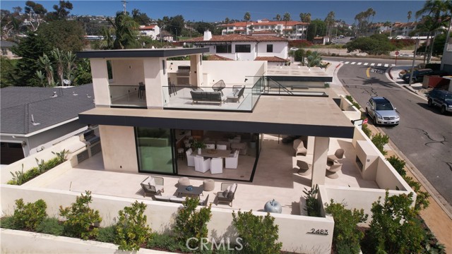 Drone Photo: Lanai - California Room Upstairs with Kitchen Grill - Faucet Sink- Refrigerated Drawers
WiFi - amplifier - Cabled up for TV - Built in speakers with app and wall control and intercom , even have outlet for Christmas lights- Dual Quartz heather's in Cedar ceiling