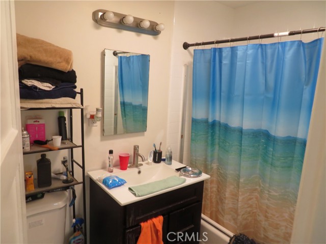 Detail Gallery Image 14 of 34 For 8333 Puritan, Downey,  CA 90242 - 3 Beds | 2 Baths