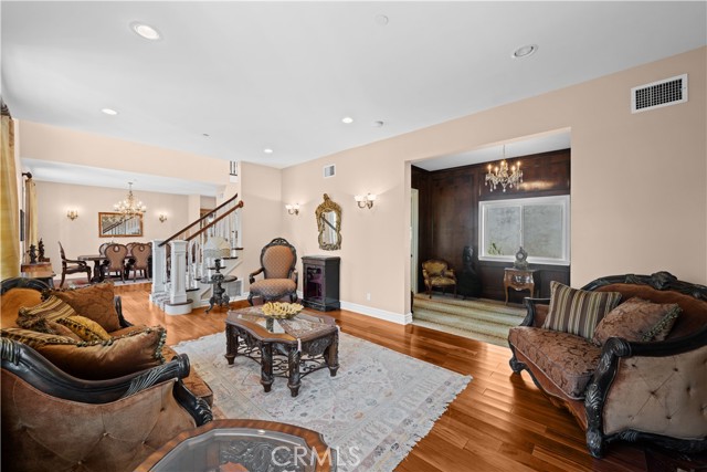 Detail Gallery Image 8 of 41 For 9 Zanja Ln, Bell Canyon,  CA 91307 - 4 Beds | 4/1 Baths