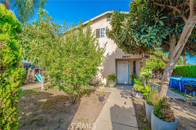 8640 Holmes Avenue #2, Los Angeles, CA, 90002 8640 Holmes Avenue #2, Los Angeles, CA, 90002