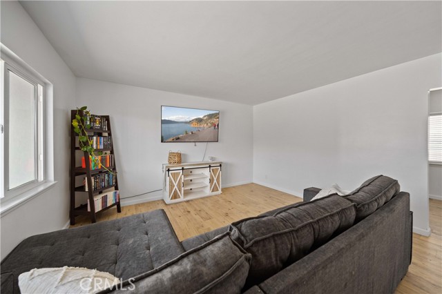 8627 Elizabeth Lake Road, Leona Valley CA: https://media.crmls.org/medias/bf669c72-a1b9-4966-80c1-10c8acbf227d.jpg