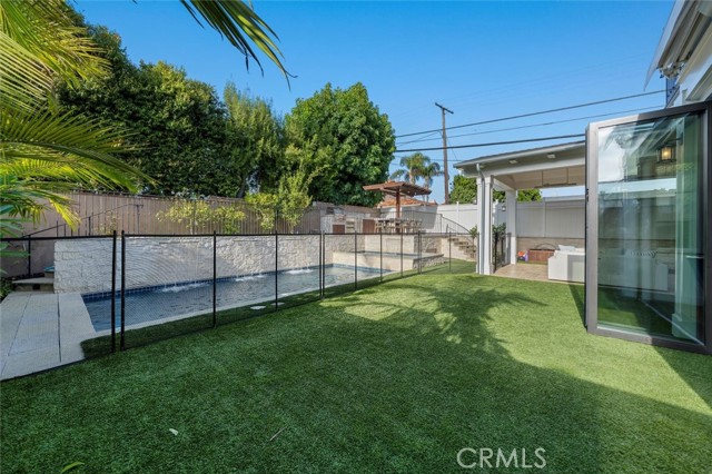 1757 8th Street, Manhattan Beach CA: https://media.crmls.org/medias/bf66aca8-4f61-4c0d-bd21-dc26b22fe396.jpg