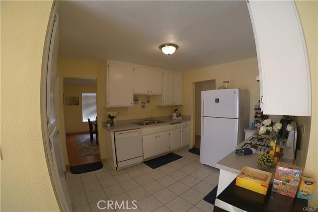 Detail Gallery Image 9 of 22 For 14465 Linden, Hesperia,  CA 92345 - 3 Beds | 2 Baths