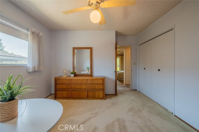 655 Fountain Springs Lane, Glendora CA: https://media.crmls.org/medias/bf679703-ee9f-40ce-883c-19a203f16d2f.jpg