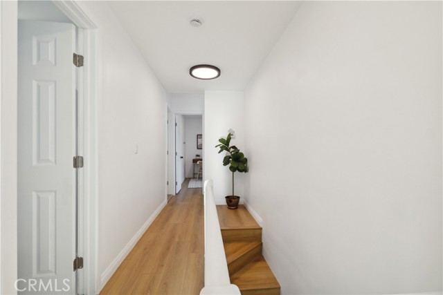 1290 E Woodbury Road, Pasadena CA: https://media.crmls.org/medias/bf67b65f-0472-4e2e-ab66-2658d94d3a44.jpg