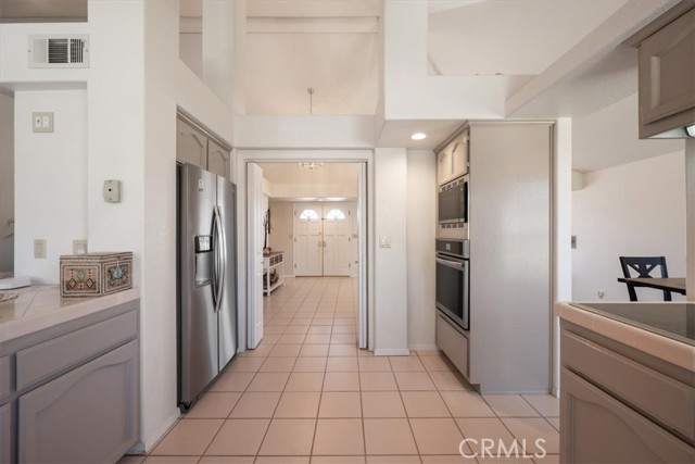Detail Gallery Image 15 of 37 For 1015 Butterfly Ct, Santa Maria,  CA 93455 - 3 Beds | 2 Baths