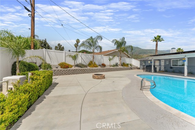 5634 Mckinley Avenue, San Bernardino CA: https://media.crmls.org/medias/bf68754e-d8e1-47c0-a7f3-385ef57452cb.jpg