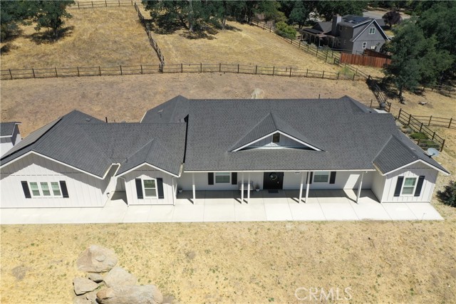 Detail Gallery Image 3 of 66 For 25904 Bear Valley, Tehachapi,  CA 93561 - 3 Beds | 2/1 Baths