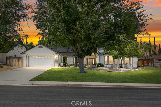 Detail Gallery Image 1 of 1 For 6508 Highland Knolls Dr, Bakersfield,  CA 93306 - 4 Beds | 2/1 Baths