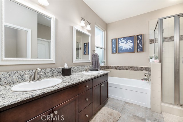 3580 Buckingham Avenue, Clovis CA: https://media.crmls.org/medias/bf6c84df-74e0-4b18-bcbc-f59453c2ba5e.jpg