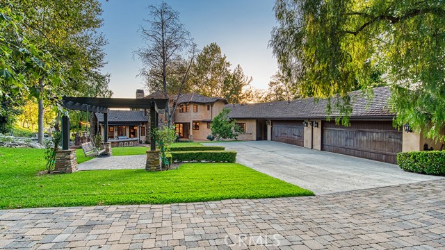 31742 Contijo Way, Coto de Caza CA: https://media.crmls.org/medias/bf6cbdfa-01f1-47e3-b708-14adab962304.jpg