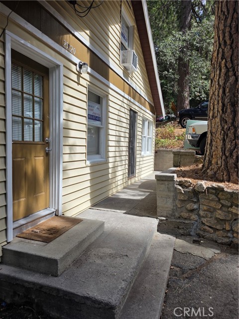 25120 Boa, Crestline CA: https://media.crmls.org/medias/bf6d124b-85f6-4ea2-87aa-75693191c4a7.jpg
