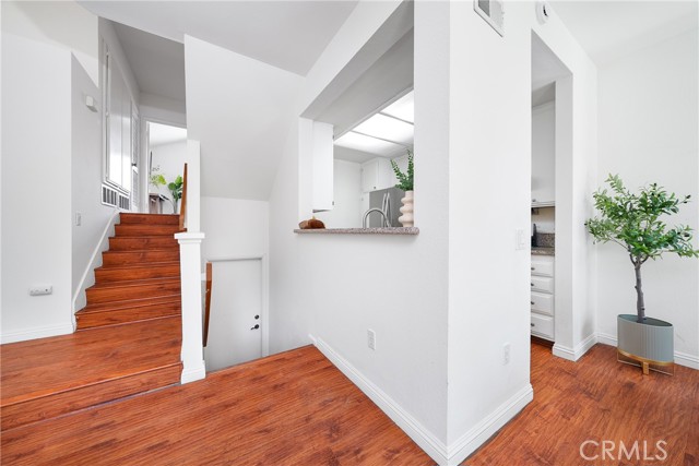 Detail Gallery Image 9 of 24 For 1188 Walnut Grove Ave a,  Rosemead,  CA 91770 - 2 Beds | 2 Baths
