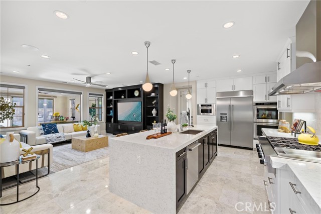 Detail Gallery Image 6 of 45 For 108 Grassblade, Irvine,  CA 92618 - 4 Beds | 4/1 Baths