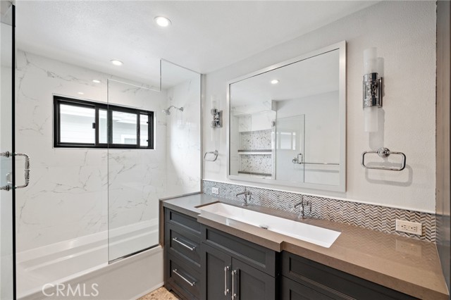 716 Broadway, Redondo Beach, California 90277, 3 Bedrooms Bedrooms, ,2 BathroomsBathrooms,Residential,Sold,Broadway,SB23089212