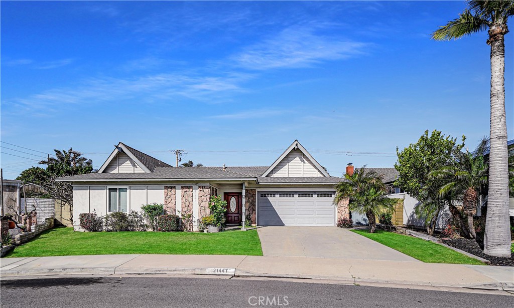 21441 Pinetree Lane, Huntington Beach, CA 92646