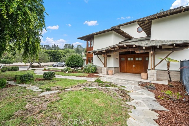 Detail Gallery Image 4 of 30 For 2540 Crow Foot Ln, Diamond Bar,  CA 91765 - 4 Beds | 5 Baths