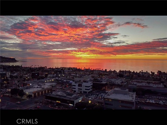 PINCH ME!!! Yes, this could be your home!