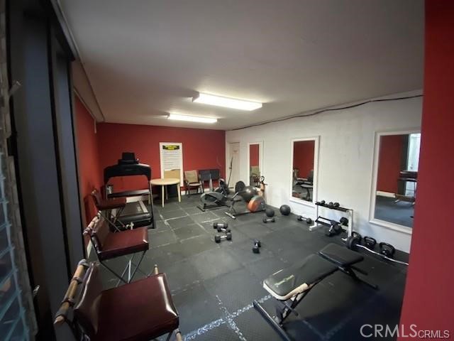 Detail Gallery Image 20 of 22 For 5144 Zelzah #3,  Encino,  CA 91316 - 2 Beds | 2/1 Baths