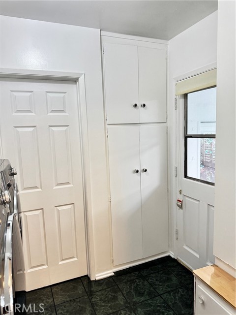 Detail Gallery Image 31 of 69 For 19523 Friar, Tarzana,  CA 91335 - 3 Beds | 2 Baths