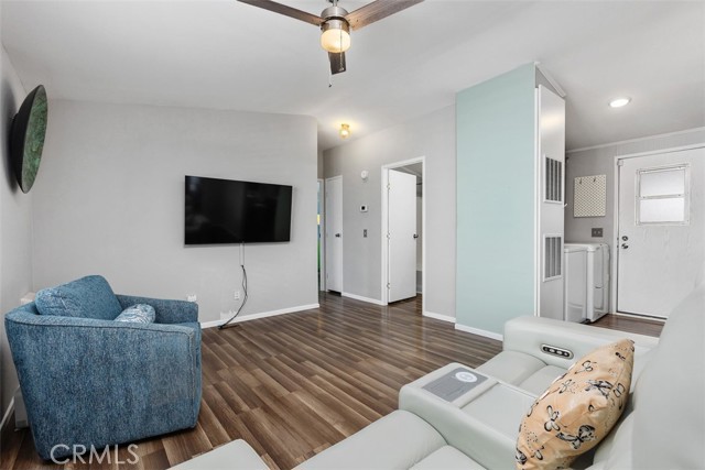 Detail Gallery Image 15 of 38 For 245 W Bobier Dr #33,  Vista,  CA 92083 - 2 Beds | 2 Baths