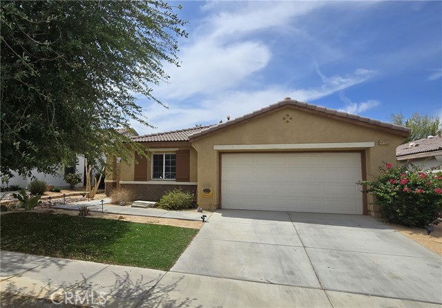 Detail Gallery Image 2 of 21 For 84105 Tramonto Way, Indio,  CA 92203 - 3 Beds | 2 Baths