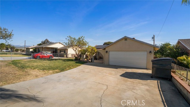 Image 2 for 9529 Frankfort Ave, Fontana, CA 92335