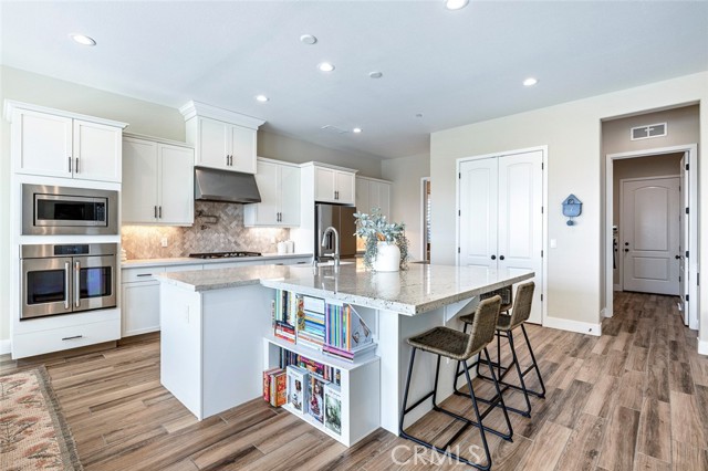 Detail Gallery Image 7 of 43 For 944 Horizon Dr, Madera,  CA 93636 - 3 Beds | 3/1 Baths