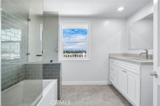 Detail Gallery Image 32 of 65 For 4409 Vista Largo, Torrance,  CA 90505 - 4 Beds | 3 Baths