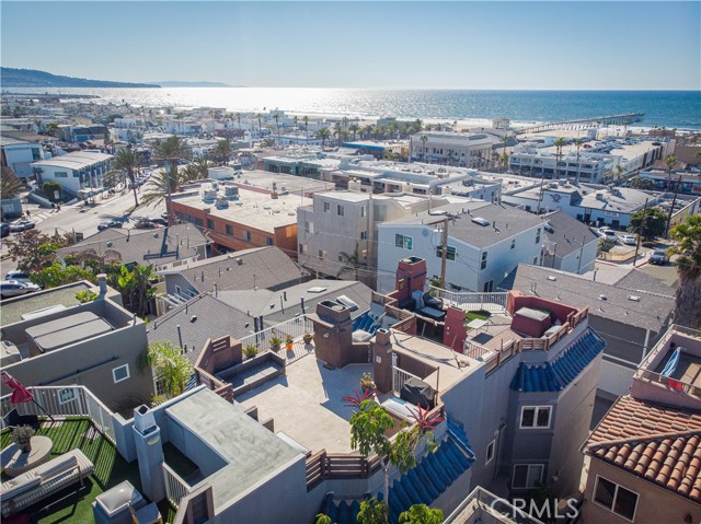 Detail Gallery Image 52 of 65 For 1419 Monterey, Hermosa Beach,  CA 90254 - 3 Beds | 2/1 Baths