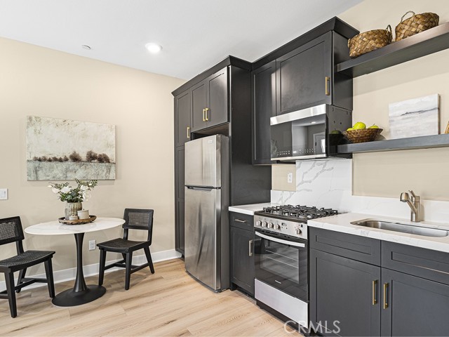 Detail Gallery Image 23 of 45 For 30110 Crestline Court, Castaic,  CA 91384 - 4 Beds | 3/1 Baths