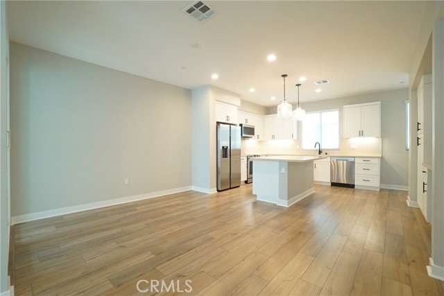 Detail Gallery Image 21 of 45 For 2127 Marine Walk, Gardena,  CA 90249 - 4 Beds | 3 Baths