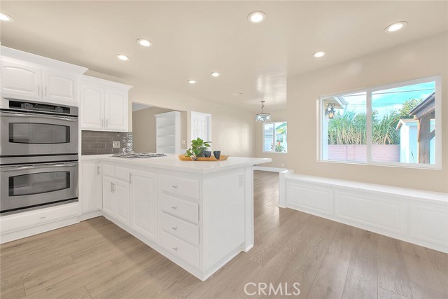 Detail Gallery Image 11 of 43 For 2149 W Cris Ave, Anaheim,  CA 92804 - 4 Beds | 2 Baths