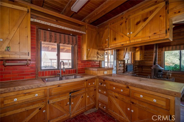 Detail Gallery Image 14 of 53 For 1676 Avalon, Yucca Valley,  CA 92284 - – Beds | – Baths