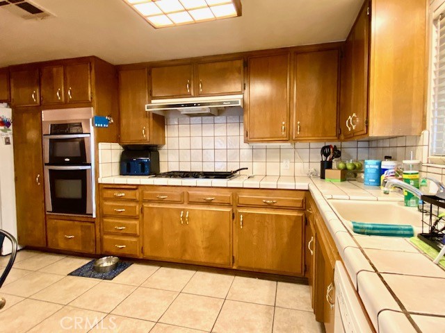 Detail Gallery Image 16 of 52 For 17134 Manzanita, Fontana,  CA 92335 - 3 Beds | 2 Baths