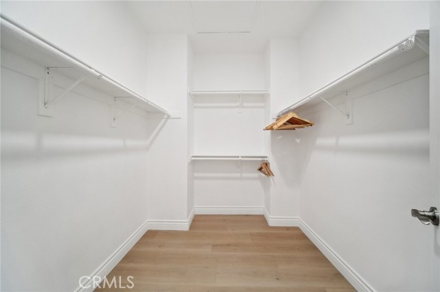 25422 Magnolia Lane, Stevenson Ranch CA: https://media.crmls.org/medias/bf77e3fc-d9e9-424e-aa69-36292d9075e7.jpg