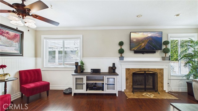 Detail Gallery Image 11 of 33 For 27563 Open Crest, Saugus,  CA 91350 - 4 Beds | 2/1 Baths