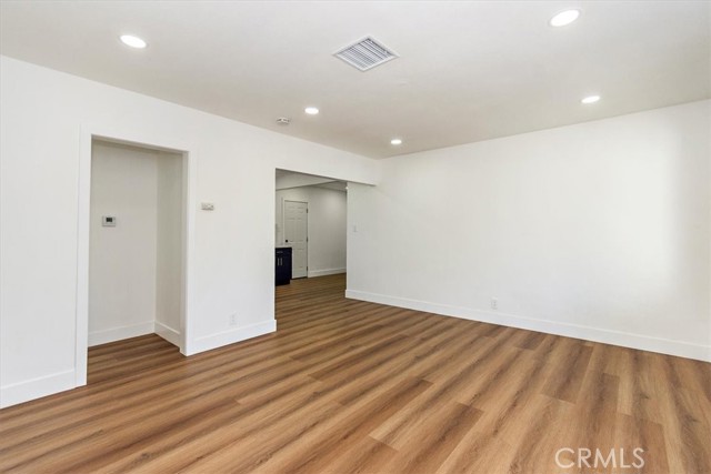 12808 Herrick Avenue photo 7