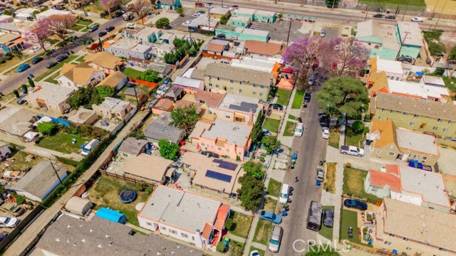 628 E 76th Place, Los Angeles CA: https://media.crmls.org/medias/bf7a0867-320b-40dc-8911-0026f4e295a9.jpg