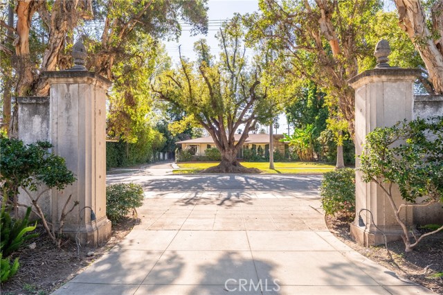 Detail Gallery Image 34 of 38 For 1635 San Pasqual, Pasadena,  CA 91106 - 4 Beds | 3 Baths