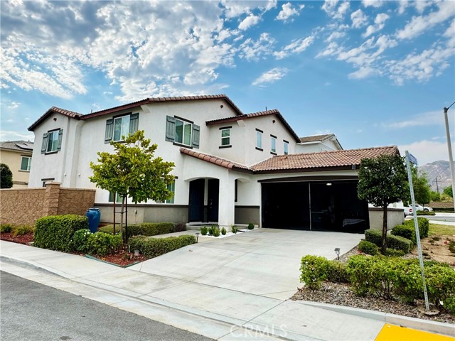 Detail Gallery Image 1 of 1 For 10321 Penguin Ct, Moreno Valley,  CA 92557 - 4 Beds | 3/1 Baths