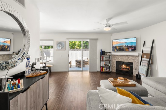 Detail Gallery Image 6 of 33 For 2542 Back Bay Loop #30,  Costa Mesa,  CA 92627 - 3 Beds | 2/1 Baths