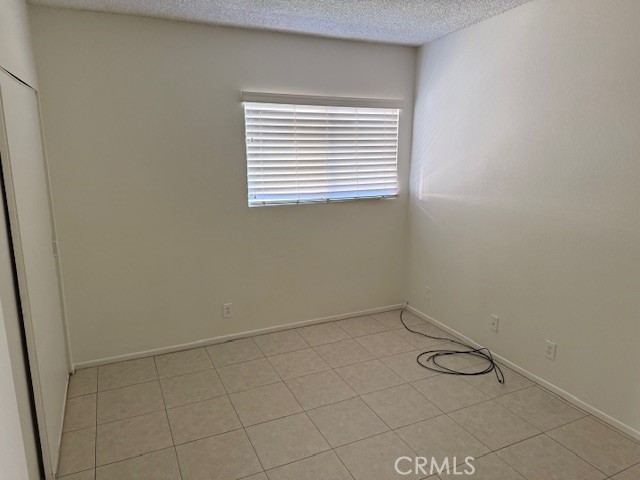 Detail Gallery Image 12 of 14 For 453 E Lancaster, Lancaster,  CA 93535 - 2 Beds | 2 Baths