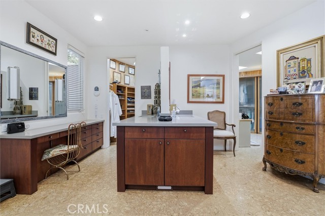 Detail Gallery Image 34 of 44 For 860 Skyline Dr, San Luis Obispo,  CA 93405 - 3 Beds | 3/1 Baths