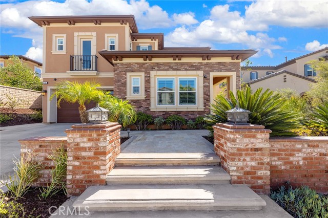 Detail Gallery Image 2 of 46 For 11 Goldenrod, Lake Forest,  CA 92630 - 4 Beds | 4/1 Baths
