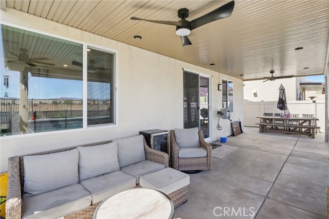 36398 Flint Drive, Winchester CA: https://media.crmls.org/medias/bf7d5ca0-9b23-4dd8-ad4b-28f3f5baba00.jpg