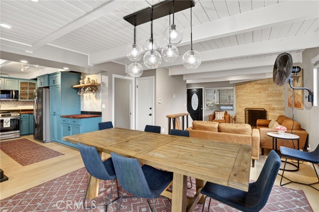 Detail Gallery Image 12 of 40 For 104 Highway 173, Lake Arrowhead,  CA 92352 - 3 Beds | 3 Baths