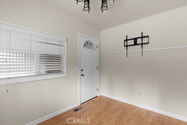 619 Rose, Twin Peaks CA: https://media.crmls.org/medias/bf7e0aab-3bb1-4d41-b21f-0d478b038fb7.jpg