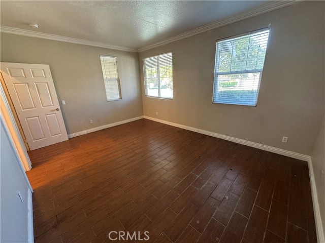 Detail Gallery Image 10 of 67 For 14570 Piedmont Dr, Moreno Valley,  CA 92555 - 5 Beds | 3/1 Baths