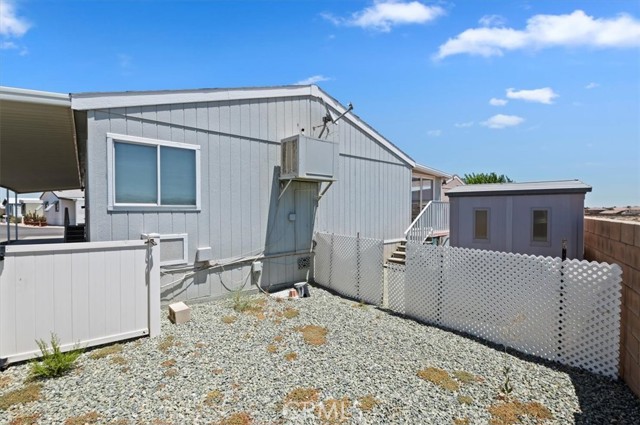 13393 Mariposa Road, Victorville CA: https://media.crmls.org/medias/bf7ec737-1e74-4290-a32a-7eebb032ac32.jpg